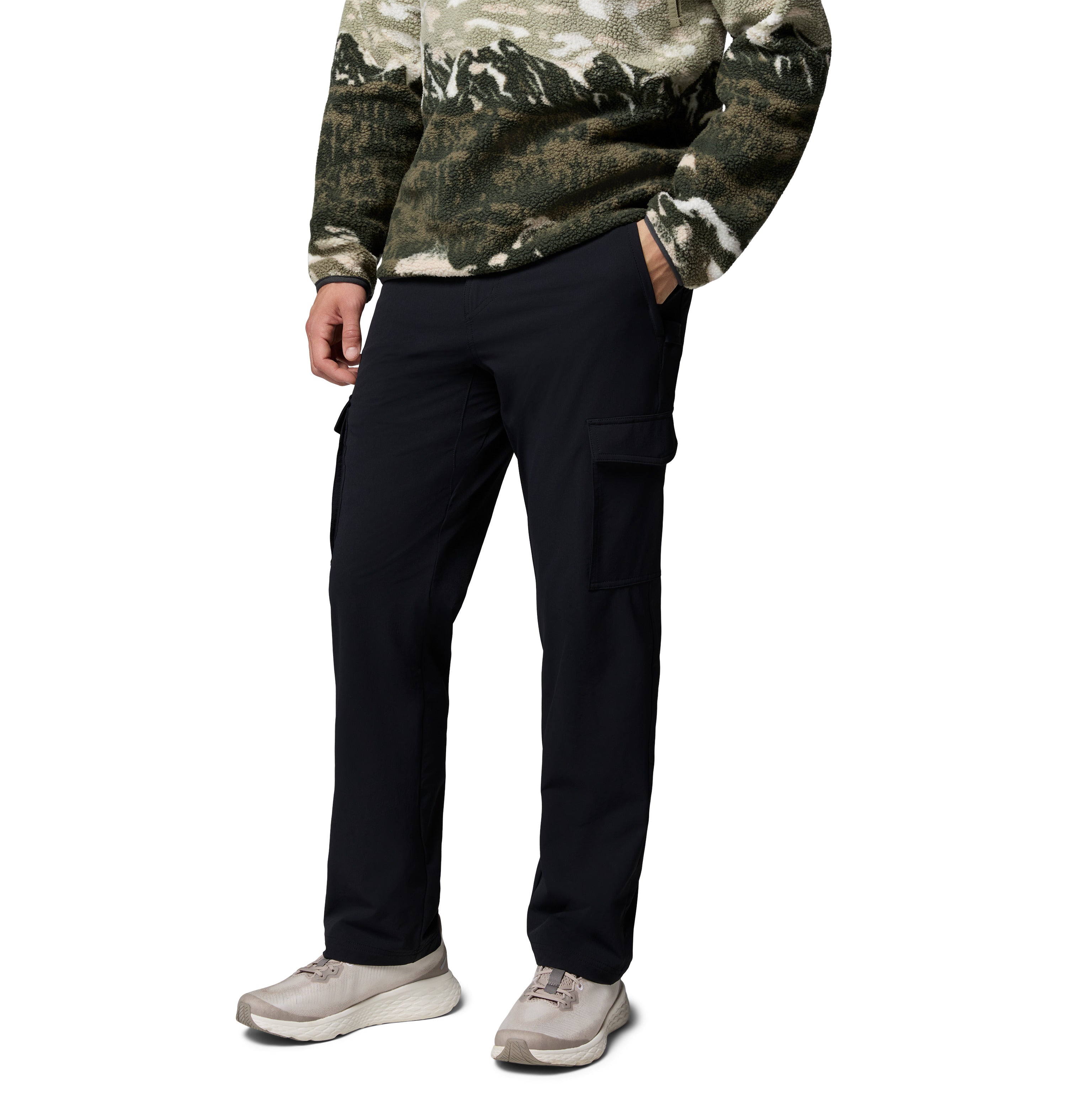 columbia_2142141_010_pantalon_cargo_hombre_roc_tech_cargo_pants_negro_1
