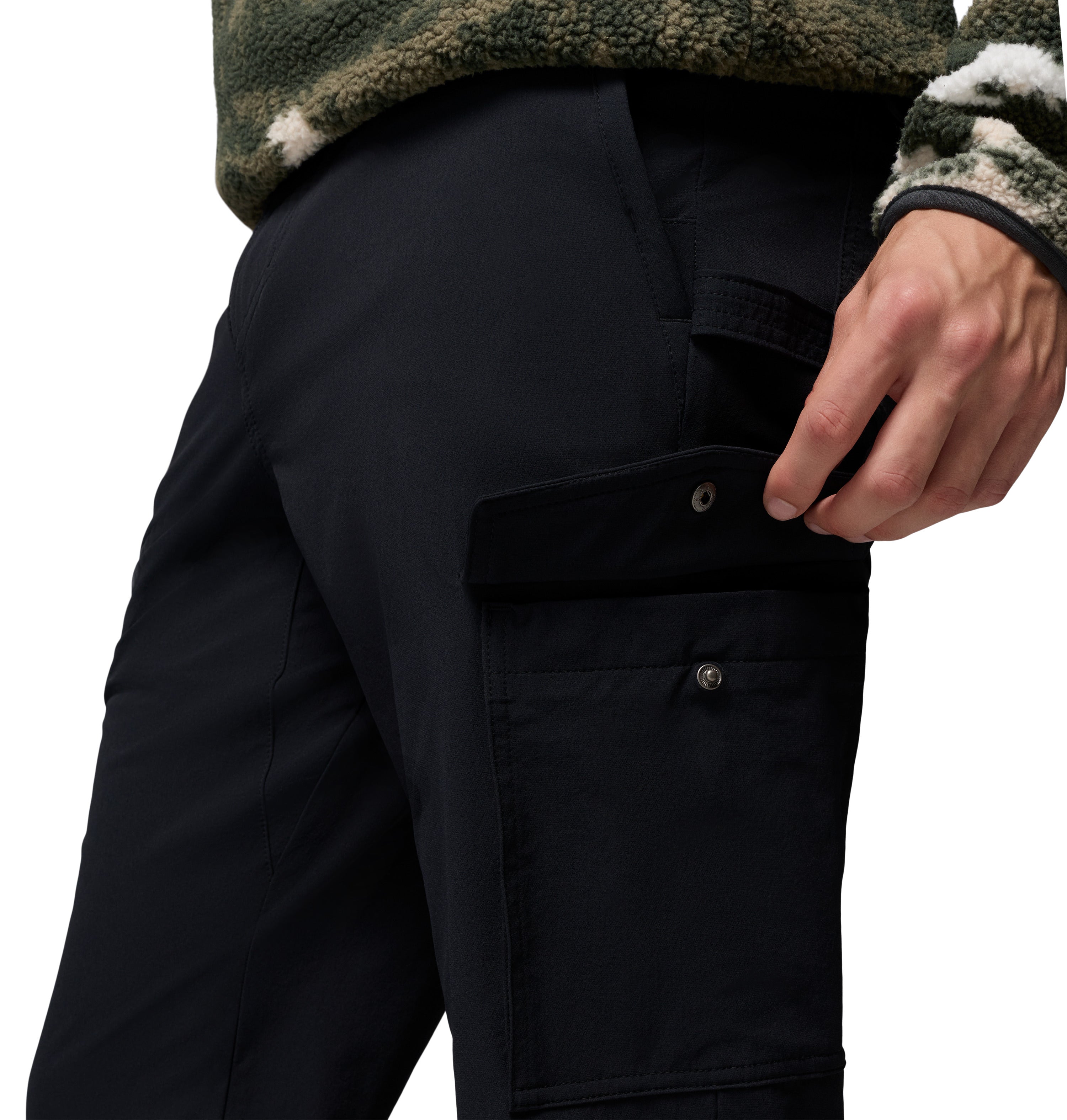columbia_2142141_010_pantalon_cargo_hombre_roc_tech_cargo_pants_negro_6