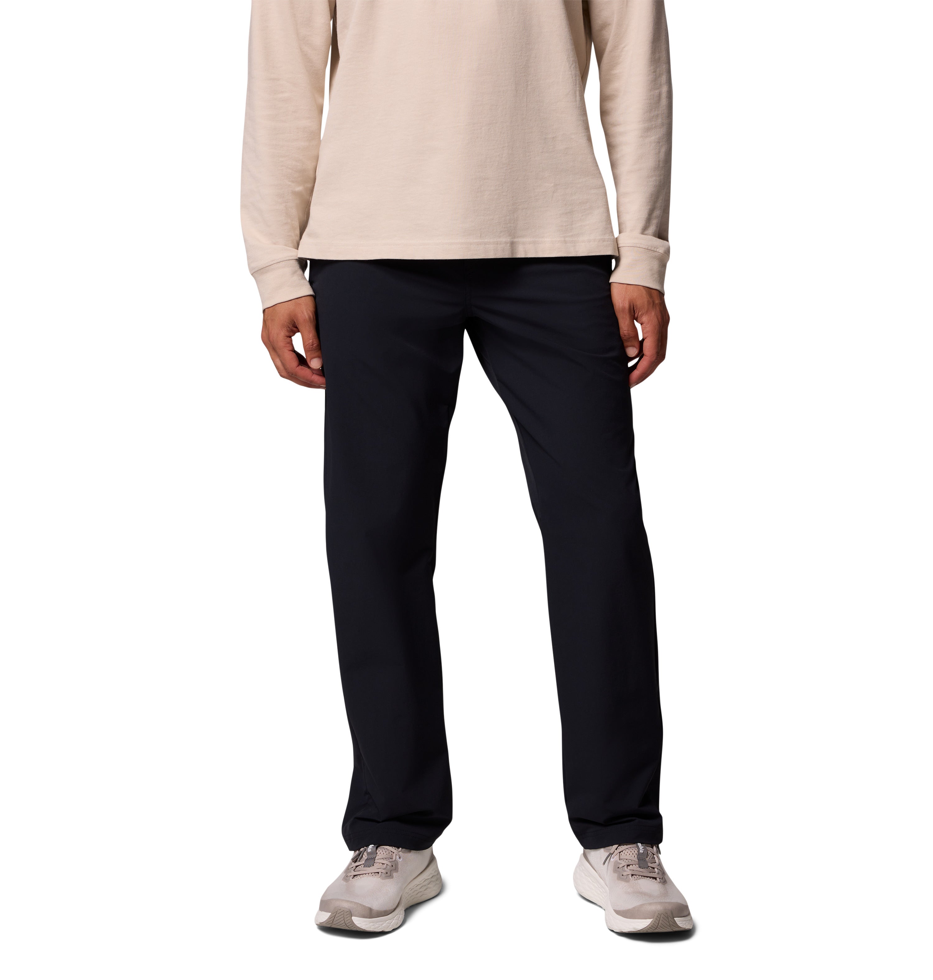 columbia_2142151_010_pantalon_chino_hombre_roc_tech_chino_pants_negro_1